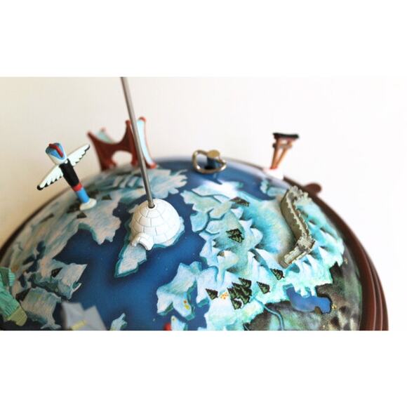 Collectible Christmas Santa Blimp Musical Action Coca Cola Buy The World A Coke - Picture 9 of 10